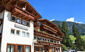 Hotel Rododendro Val Di Fassa